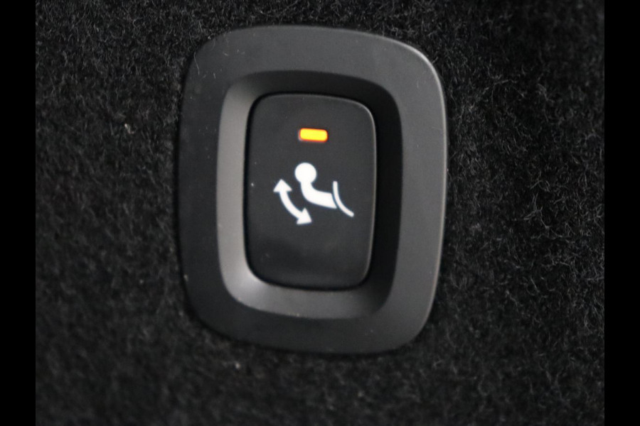 Volvo XC60 2.0 Recharge T8 AWD R Design | Panoramadak | Head-Up | Trekhaak | Harman/Kardon | Camera | Adaptive cruise | Stoelverwarming | Memory | Navigatie Volvo XC60 2.0 Recharge T8 AWD R Design | Panoramadak | Head-Up | Trekhaak | Harman/Kardon | Camera | Adaptive cruise | Stoelverwarming | Memory | Navigatie