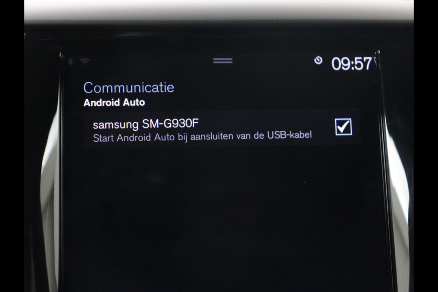 Volvo XC60 2.0 Recharge T8 AWD R Design | Panoramadak | Head-Up | Trekhaak | Harman/Kardon | Camera | Adaptive cruise | Stoelverwarming | Memory | Navigatie Volvo XC60 2.0 Recharge T8 AWD R Design | Panoramadak | Head-Up | Trekhaak | Harman/Kardon | Camera | Adaptive cruise | Stoelverwarming | Memory | Navigatie