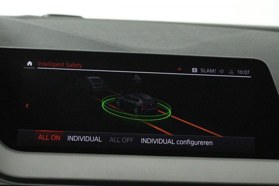 BMW 1-serie 118i Executive Edition (PARKEERSENSOREN, DIGITALE COCKPIT, NAVIGATIE, CRUISE CONTROL, DEALER ONDERHOUDEN) BMW 1-serie 118i Executive Edition (PARKEERSENSOREN, DIGITALE COCKPIT, NAVIGATIE, CRUISE CONTROL, DEALER ONDERHOUDEN)