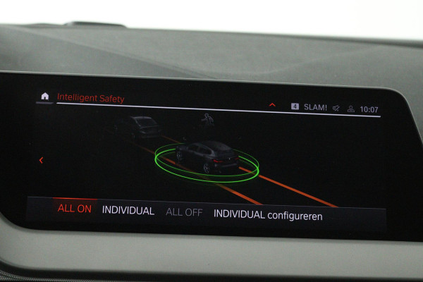 BMW 1-serie 118i Executive Edition (PARKEERSENSOREN, DIGITALE COCKPIT, NAVIGATIE, CRUISE CONTROL, DEALER ONDERHOUDEN) BMW 1-serie 118i Executive Edition (PARKEERSENSOREN, DIGITALE COCKPIT, NAVIGATIE, CRUISE CONTROL, DEALER ONDERHOUDEN)