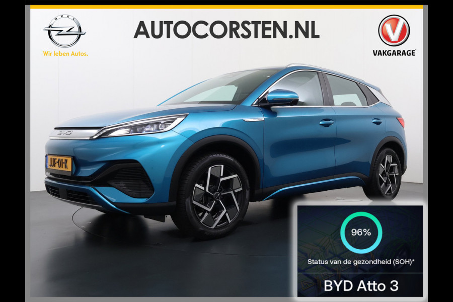 BYD ATTO 3 60kWh Design SOH 96% Panoramadak Leder+Elektr.Verst. Warmtepomp Adaptieve Cruise 360°Camera Apple Carplay Android Auto Elektr.Ac Verkeersbord detectie WiFi DAB Led Rijstrooksensor Keyless Smartphone Entry Fabrieksgarantie tot 12-12-2030 /150.000km Garantie op de LFP Accu tot 12-12-2030/200.000km €44.000,- Nieuw! BYD ATTO 3 60kWh Design SOH 96% Panoramadak Leder+Elektr.Verst. Warmtepomp Adaptieve Cruise 360°Camera Apple Carplay Android Auto Elektr.Ac Verkeersbord detectie WiFi DAB Led Rijstrooksensor Keyless Smartphone Entry Fabrieksgarantie tot 12-12-2030 /150.000km Garantie op de LFP Accu tot 12-12-2030/200.000km €44.000,- Nieuw!