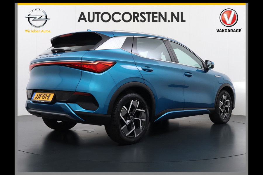 BYD ATTO 3 60kWh Design SOH 96% Panoramadak Leder+Elektr.Verst. Warmtepomp Adaptieve Cruise 360°Camera Apple Carplay Android Auto Elektr.Ac Verkeersbord detectie WiFi DAB Led Rijstrooksensor Keyless Smartphone Entry Fabrieksgarantie tot 12-12-2030 /150.000km Garantie op de LFP Accu tot 12-12-2030/200.000km €44.000,- Nieuw! BYD ATTO 3 60kWh Design SOH 96% Panoramadak Leder+Elektr.Verst. Warmtepomp Adaptieve Cruise 360°Camera Apple Carplay Android Auto Elektr.Ac Verkeersbord detectie WiFi DAB Led Rijstrooksensor Keyless Smartphone Entry Fabrieksgarantie tot 12-12-2030 /150.000km Garantie op de LFP Accu tot 12-12-2030/200.000km €44.000,- Nieuw!