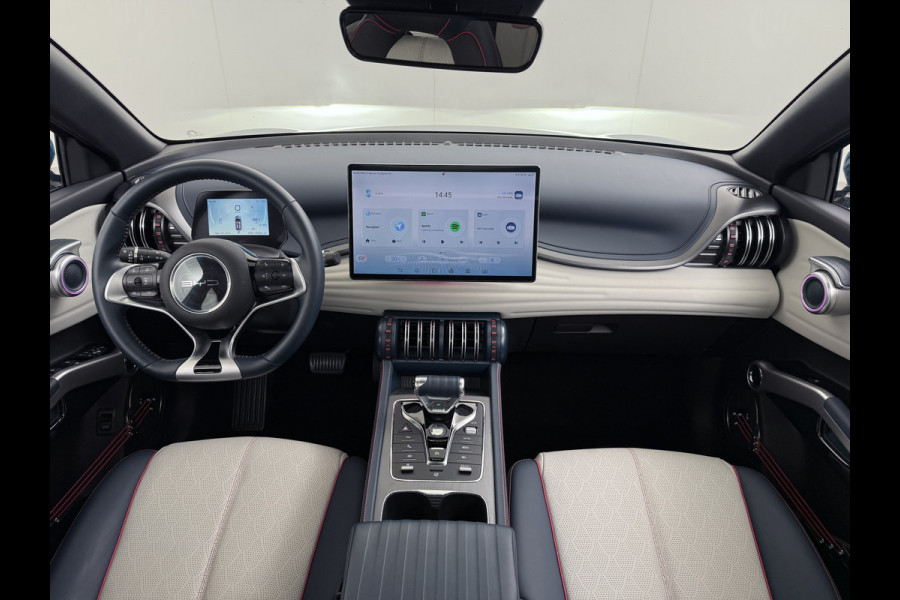 BYD ATTO 3 60kWh Design SOH 96% Panoramadak Leder+Elektr.Verst. Warmtepomp Adaptieve Cruise 360°Camera Apple Carplay Android Auto Elektr.Ac Verkeersbord detectie WiFi DAB Led Rijstrooksensor Keyless Smartphone Entry Fabrieksgarantie tot 12-12-2030 /150.000km Garantie op de LFP Accu tot 12-12-2030/200.000km €44.000,- Nieuw! BYD ATTO 3 60kWh Design SOH 96% Panoramadak Leder+Elektr.Verst. Warmtepomp Adaptieve Cruise 360°Camera Apple Carplay Android Auto Elektr.Ac Verkeersbord detectie WiFi DAB Led Rijstrooksensor Keyless Smartphone Entry Fabrieksgarantie tot 12-12-2030 /150.000km Garantie op de LFP Accu tot 12-12-2030/200.000km €44.000,- Nieuw!