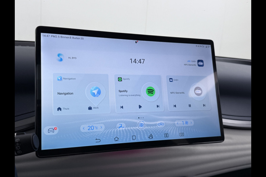 BYD ATTO 3 60kWh Design SOH 96% Panoramadak Leder+Elektr.Verst. Warmtepomp Adaptieve Cruise 360°Camera Apple Carplay Android Auto Elektr.Ac Verkeersbord detectie WiFi DAB Led Rijstrooksensor Keyless Smartphone Entry Fabrieksgarantie tot 12-12-2030 /150.000km Garantie op de LFP Accu tot 12-12-2030/200.000km €44.000,- Nieuw! BYD ATTO 3 60kWh Design SOH 96% Panoramadak Leder+Elektr.Verst. Warmtepomp Adaptieve Cruise 360°Camera Apple Carplay Android Auto Elektr.Ac Verkeersbord detectie WiFi DAB Led Rijstrooksensor Keyless Smartphone Entry Fabrieksgarantie tot 12-12-2030 /150.000km Garantie op de LFP Accu tot 12-12-2030/200.000km €44.000,- Nieuw!