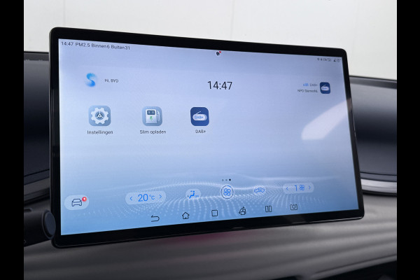 BYD ATTO 3 60kWh Design SOH 96% Panoramadak Leder+Elektr.Verst. Warmtepomp Adaptieve Cruise 360°Camera Apple Carplay Android Auto Elektr.Ac Verkeersbord detectie WiFi DAB Led Rijstrooksensor Keyless Smartphone Entry Fabrieksgarantie tot 12-12-2030 /150.000km Garantie op de LFP Accu tot 12-12-2030/200.000km €44.000,- Nieuw! BYD ATTO 3 60kWh Design SOH 96% Panoramadak Leder+Elektr.Verst. Warmtepomp Adaptieve Cruise 360°Camera Apple Carplay Android Auto Elektr.Ac Verkeersbord detectie WiFi DAB Led Rijstrooksensor Keyless Smartphone Entry Fabrieksgarantie tot 12-12-2030 /150.000km Garantie op de LFP Accu tot 12-12-2030/200.000km €44.000,- Nieuw!