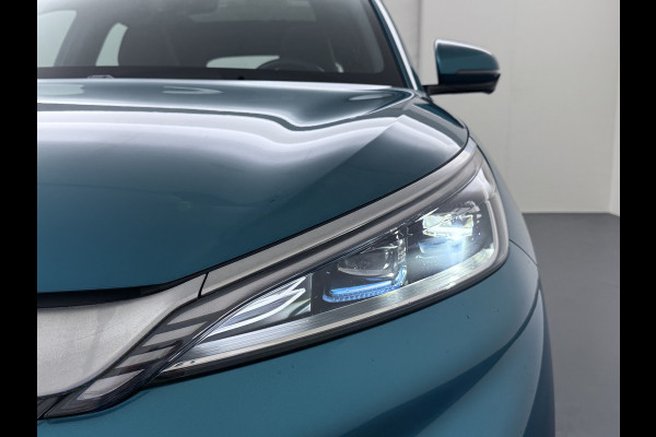 BYD ATTO 3 60kWh Design SOH 96% Panoramadak Leder+Elektr.Verst. Warmtepomp Adaptieve Cruise 360°Camera Apple Carplay Android Auto Elektr.Ac Verkeersbord detectie WiFi DAB Led Rijstrooksensor Keyless Smartphone Entry Fabrieksgarantie tot 12-12-2030 /150.000km Garantie op de LFP Accu tot 12-12-2030/200.000km €44.000,- Nieuw! BYD ATTO 3 60kWh Design SOH 96% Panoramadak Leder+Elektr.Verst. Warmtepomp Adaptieve Cruise 360°Camera Apple Carplay Android Auto Elektr.Ac Verkeersbord detectie WiFi DAB Led Rijstrooksensor Keyless Smartphone Entry Fabrieksgarantie tot 12-12-2030 /150.000km Garantie op de LFP Accu tot 12-12-2030/200.000km €44.000,- Nieuw!