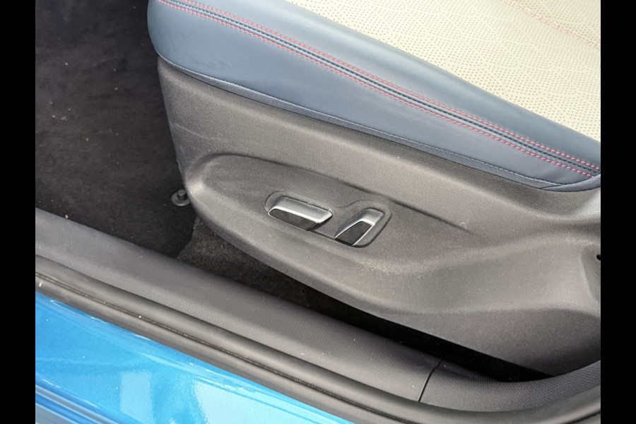 BYD ATTO 3 60kWh Design SOH 96% Panoramadak Leder+Elektr.Verst. Warmtepomp Adaptieve Cruise 360°Camera Apple Carplay Android Auto Elektr.Ac Verkeersbord detectie WiFi DAB Led Rijstrooksensor Keyless Smartphone Entry Fabrieksgarantie tot 12-12-2030 /150.000km Garantie op de LFP Accu tot 12-12-2030/200.000km €44.000,- Nieuw! BYD ATTO 3 60kWh Design SOH 96% Panoramadak Leder+Elektr.Verst. Warmtepomp Adaptieve Cruise 360°Camera Apple Carplay Android Auto Elektr.Ac Verkeersbord detectie WiFi DAB Led Rijstrooksensor Keyless Smartphone Entry Fabrieksgarantie tot 12-12-2030 /150.000km Garantie op de LFP Accu tot 12-12-2030/200.000km €44.000,- Nieuw!