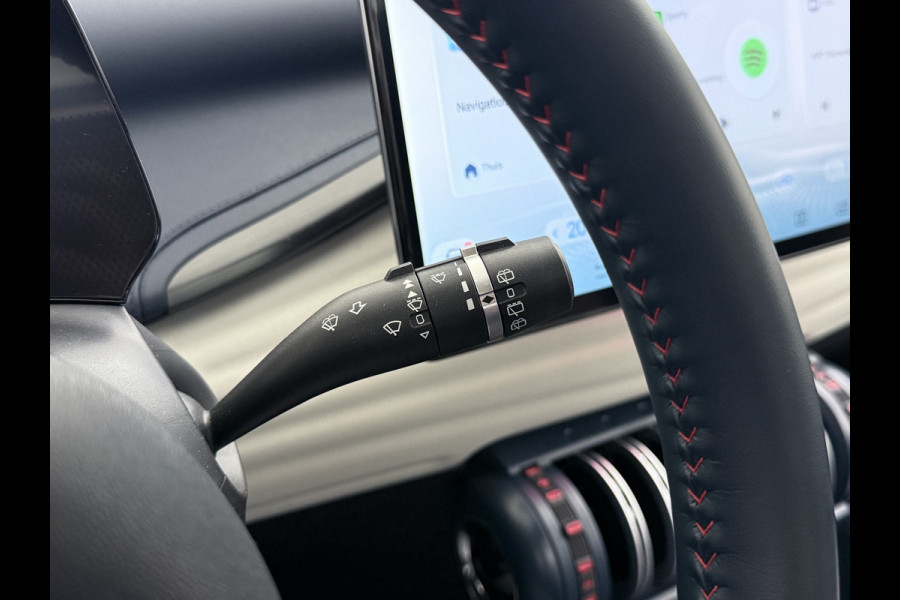 BYD ATTO 3 60kWh Design SOH 96% Panoramadak Leder+Elektr.Verst. Warmtepomp Adaptieve Cruise 360°Camera Apple Carplay Android Auto Elektr.Ac Verkeersbord detectie WiFi DAB Led Rijstrooksensor Keyless Smartphone Entry Fabrieksgarantie tot 12-12-2030 /150.000km Garantie op de LFP Accu tot 12-12-2030/200.000km €44.000,- Nieuw! BYD ATTO 3 60kWh Design SOH 96% Panoramadak Leder+Elektr.Verst. Warmtepomp Adaptieve Cruise 360°Camera Apple Carplay Android Auto Elektr.Ac Verkeersbord detectie WiFi DAB Led Rijstrooksensor Keyless Smartphone Entry Fabrieksgarantie tot 12-12-2030 /150.000km Garantie op de LFP Accu tot 12-12-2030/200.000km €44.000,- Nieuw!