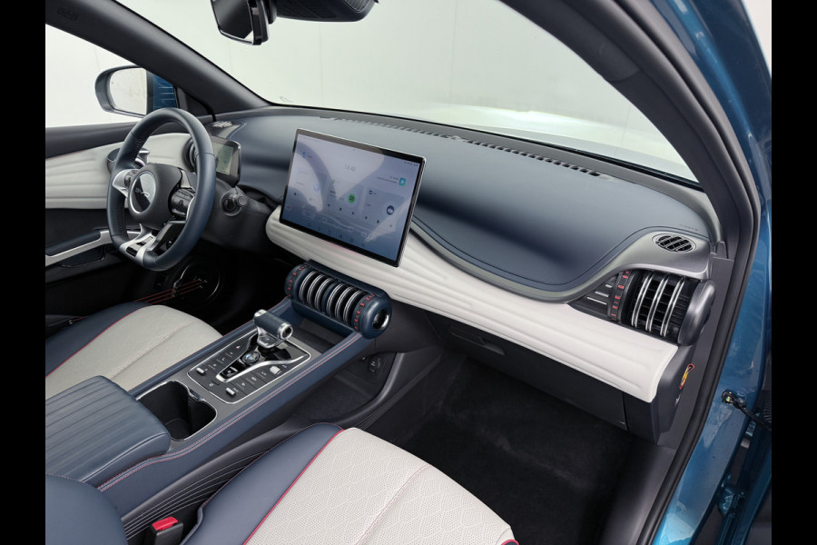 BYD ATTO 3 60kWh Design SOH 96% Panoramadak Leder+Elektr.Verst. Warmtepomp Adaptieve Cruise 360°Camera Apple Carplay Android Auto Elektr.Ac Verkeersbord detectie WiFi DAB Led Rijstrooksensor Keyless Smartphone Entry Fabrieksgarantie tot 12-12-2030 /150.000km Garantie op de LFP Accu tot 12-12-2030/200.000km €44.000,- Nieuw! BYD ATTO 3 60kWh Design SOH 96% Panoramadak Leder+Elektr.Verst. Warmtepomp Adaptieve Cruise 360°Camera Apple Carplay Android Auto Elektr.Ac Verkeersbord detectie WiFi DAB Led Rijstrooksensor Keyless Smartphone Entry Fabrieksgarantie tot 12-12-2030 /150.000km Garantie op de LFP Accu tot 12-12-2030/200.000km €44.000,- Nieuw!