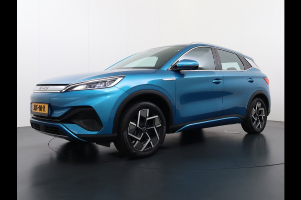 BYD ATTO 3 60kWh Design SOH 96% Panoramadak Leder+Elektr.Verst. Warmtepomp Adaptieve Cruise 360°Camera Apple Carplay Android Auto Elektr.Ac Verkeersbord detectie WiFi DAB Led Rijstrooksensor Keyless Smartphone Entry Fabrieksgarantie tot 12-12-2030 /150.000km Garantie op de LFP Accu tot 12-12-2030/200.000km €44.000,- Nieuw! BYD ATTO 3 60kWh Design SOH 96% Panoramadak Leder+Elektr.Verst. Warmtepomp Adaptieve Cruise 360°Camera Apple Carplay Android Auto Elektr.Ac Verkeersbord detectie WiFi DAB Led Rijstrooksensor Keyless Smartphone Entry Fabrieksgarantie tot 12-12-2030 /150.000km Garantie op de LFP Accu tot 12-12-2030/200.000km €44.000,- Nieuw!