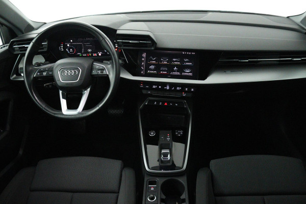Audi A3 Sportback 30 TFSI Business edition (DIGITALE COCKPIT, CAMERA, LANE-ASSIST, CRUISE CONTROL ADAPTIEF, PARKEERSENSOREN)