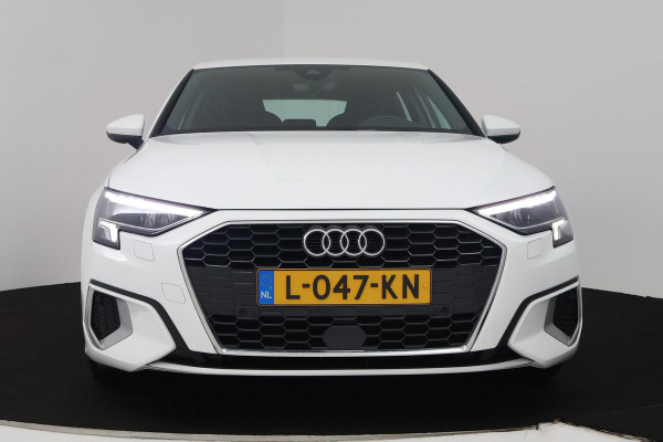 Audi A3 Sportback 30 TFSI Business edition (DIGITALE COCKPIT, CAMERA, LANE-ASSIST, CRUISE CONTROL ADAPTIEF, PARKEERSENSOREN)