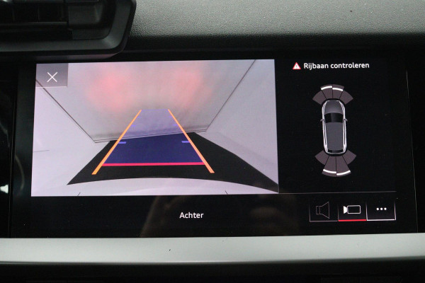 Audi A3 Sportback 30 TFSI Business edition (DIGITALE COCKPIT, CAMERA, LANE-ASSIST, CRUISE CONTROL ADAPTIEF, PARKEERSENSOREN)