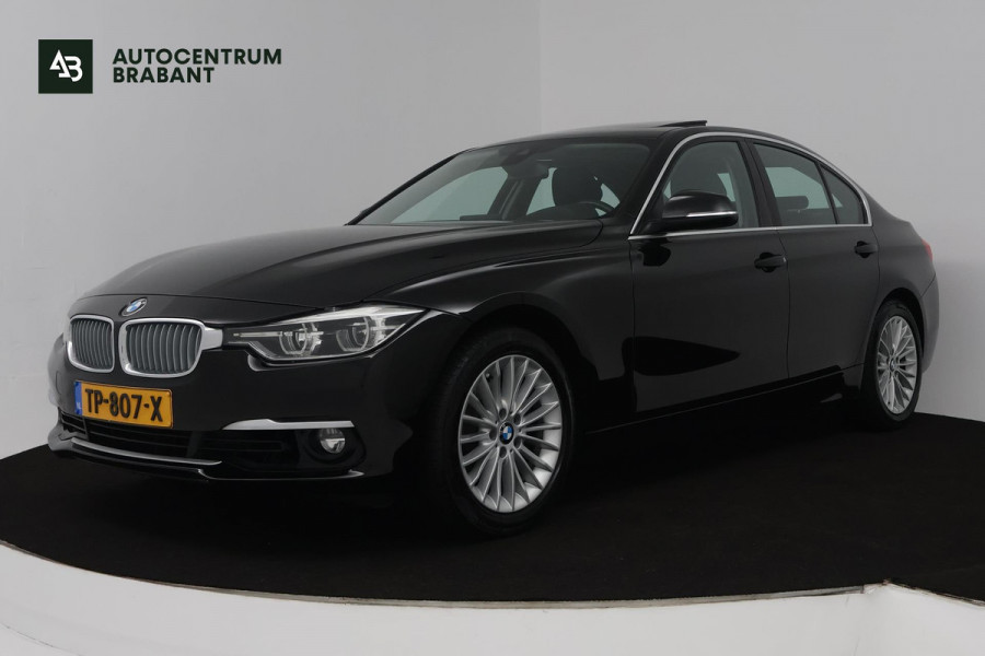 BMW 3 Serie 318i Luxury Edition (PANORAMADAK, DIGITALE COCKPIT, STOELVERWARMING, NAVIGATIE, LEER) BMW 3 Serie 318i Luxury Edition (PANORAMADAK, DIGITALE COCKPIT, STOELVERWARMING, NAVIGATIE, LEER)