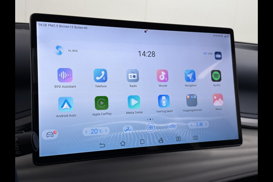 BYD ATTO 3 60kWh Design SOH 98% Pano-dak Leer+Elektr.Verst. Warmtepomp Adaptieve Cruise 360°Camera Apple Carplay Android Auto Elektr.Achter Verkeersbord detectie WiFi DAB Led Rijstrooksensor Keyless Smartphone Entry Fabrieksgarantie tot 20-12-2028/150.000km Garantie op de LFP Accu tot 12-12-2030/200.000km €44.000,- Nieuw! BYD ATTO 3 60kWh Design SOH 98% Pano-dak Leer+Elektr.Verst. Warmtepomp Adaptieve Cruise 360°Camera Apple Carplay Android Auto Elektr.Achter Verkeersbord detectie WiFi DAB Led Rijstrooksensor Keyless Smartphone Entry Fabrieksgarantie tot 20-12-2028/150.000km Garantie op de LFP Accu tot 12-12-2030/200.000km €44.000,- Nieuw!