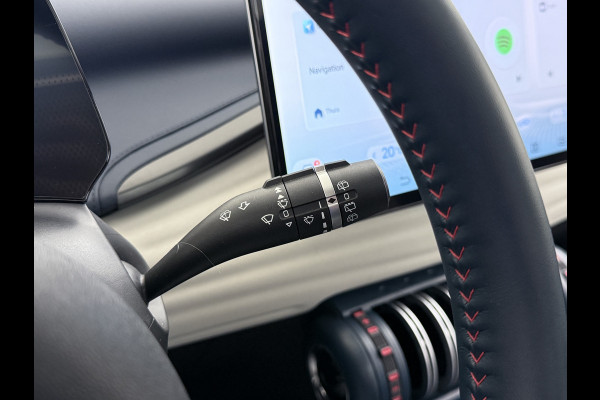 BYD ATTO 3 60kWh Design SOH 98% Pano-dak Leer+Elektr.Verst. Warmtepomp Adaptieve Cruise 360°Camera Apple Carplay Android Auto Elektr.Achter Verkeersbord detectie WiFi DAB Led Rijstrooksensor Keyless Smartphone Entry Fabrieksgarantie tot 20-12-2028/150.000km Garantie op de LFP Accu tot 12-12-2030/200.000km €44.000,- Nieuw! BYD ATTO 3 60kWh Design SOH 98% Pano-dak Leer+Elektr.Verst. Warmtepomp Adaptieve Cruise 360°Camera Apple Carplay Android Auto Elektr.Achter Verkeersbord detectie WiFi DAB Led Rijstrooksensor Keyless Smartphone Entry Fabrieksgarantie tot 20-12-2028/150.000km Garantie op de LFP Accu tot 12-12-2030/200.000km €44.000,- Nieuw!