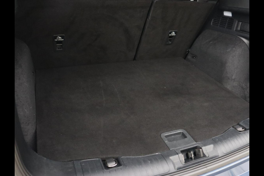 Ford Kuga 2.5 PHEV ST-Line X | Panoramadak | Adaptive cruise | 360 Camera | Leder/Alcantara | Carplay | Full LED | Navigatie | Keyless | Digital Cockpit | Plug In Ford Kuga 2.5 PHEV ST-Line X | Panoramadak | Adaptive cruise | 360 Camera | Leder/Alcantara | Carplay | Full LED | Navigatie | Keyless | Digital Cockpit | Plug In