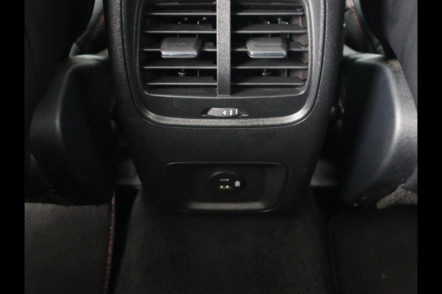 Ford Kuga 2.5 PHEV ST-Line X | Panoramadak | Adaptive cruise | 360 Camera | Leder/Alcantara | Carplay | Full LED | Navigatie | Keyless | Digital Cockpit | Plug In Ford Kuga 2.5 PHEV ST-Line X | Panoramadak | Adaptive cruise | 360 Camera | Leder/Alcantara | Carplay | Full LED | Navigatie | Keyless | Digital Cockpit | Plug In