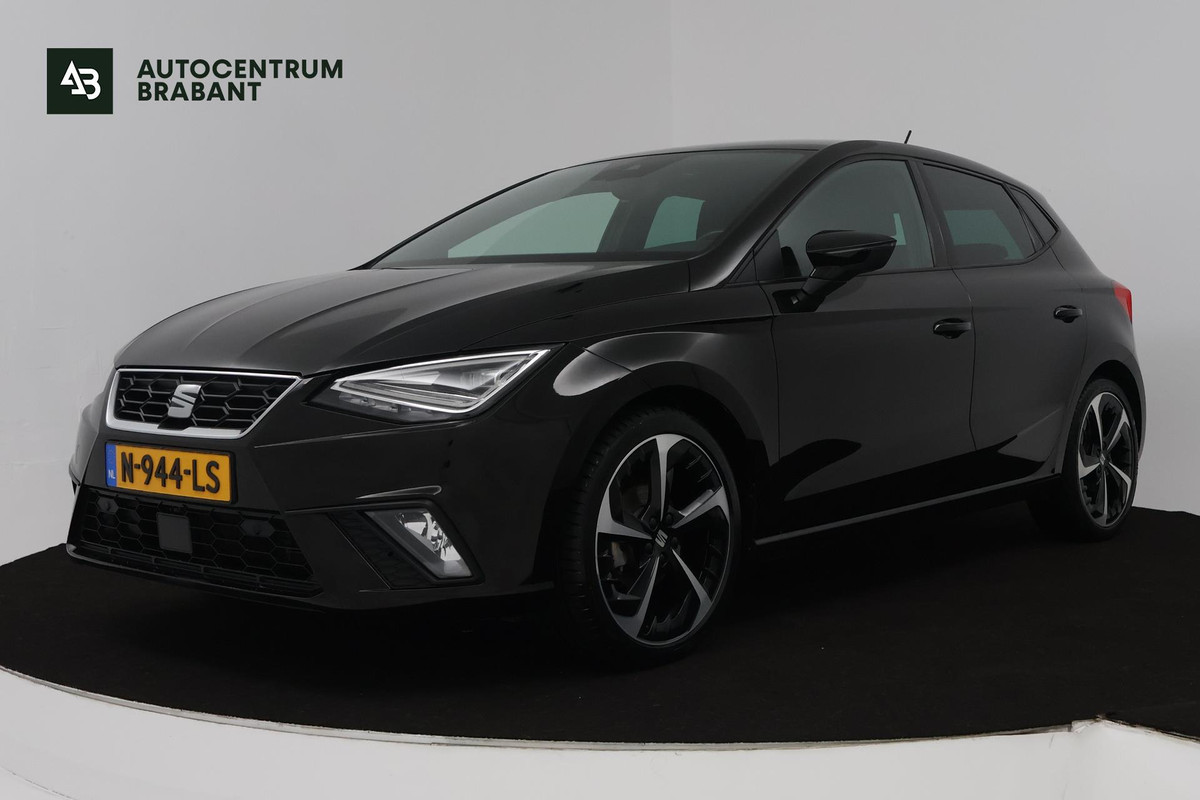 Seat Ibiza 1.0 EcoTSI FR Business Intense (DIGITALE COCKPIT, STOELVERWARMING, CRUISE ADAPTIEF, CARPLAY NAVIGATIE) Seat Ibiza 1.0 EcoTSI FR Business Intense (DIGITALE COCKPIT, STOELVERWARMING, CRUISE ADAPTIEF, CARPLAY NAVIGATIE)