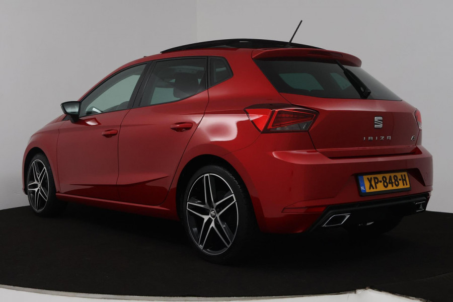 Seat Ibiza 1.0 TSI FR Business Intense (PANORAMADAK, CRUISE ADAPTIEF, ACHTERUITRIJCAMERA, CARPLAY NAVIGATIE, PARKEERSENSOREN) Seat Ibiza 1.0 TSI FR Business Intense (PANORAMADAK, CRUISE ADAPTIEF, ACHTERUITRIJCAMERA, CARPLAY NAVIGATIE, PARKEERSENSOREN)