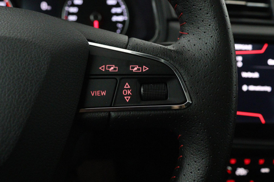 Seat Ibiza 1.0 TSI FR Business Intense (PANORAMADAK, CRUISE ADAPTIEF, ACHTERUITRIJCAMERA, CARPLAY NAVIGATIE, PARKEERSENSOREN) Seat Ibiza 1.0 TSI FR Business Intense (PANORAMADAK, CRUISE ADAPTIEF, ACHTERUITRIJCAMERA, CARPLAY NAVIGATIE, PARKEERSENSOREN)