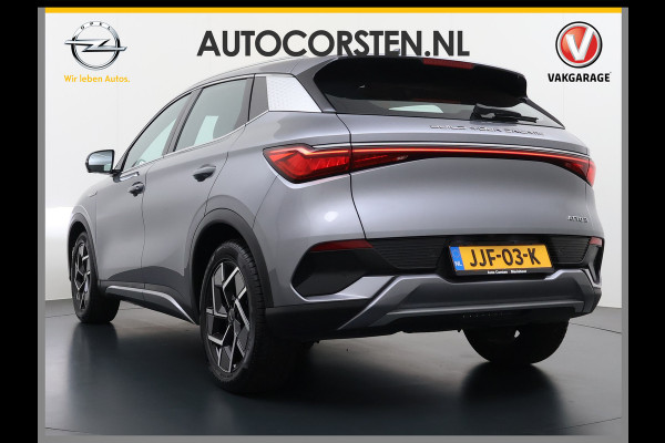 BYD ATTO 3 60kWh Design SOH 99% Pano-dak Leer+Elektr.Verst. Warmtepomp Adaptieve Cruise 360°Camera Apple Carplay Android Auto Elektr.Achter Verkeersbord detectie WiFi DAB Led Rijstrooksensor Keyless Smartphone Entry Fabrieksgarantie tot 20-12-2030/150.000km Garantie op de LFP Accu tot 20-12-2030/200.000km €44.000,- Nieuw! BYD ATTO 3 60kWh Design SOH 99% Pano-dak Leer+Elektr.Verst. Warmtepomp Adaptieve Cruise 360°Camera Apple Carplay Android Auto Elektr.Achter Verkeersbord detectie WiFi DAB Led Rijstrooksensor Keyless Smartphone Entry Fabrieksgarantie tot 20-12-2030/150.000km Garantie op de LFP Accu tot 20-12-2030/200.000km €44.000,- Nieuw!