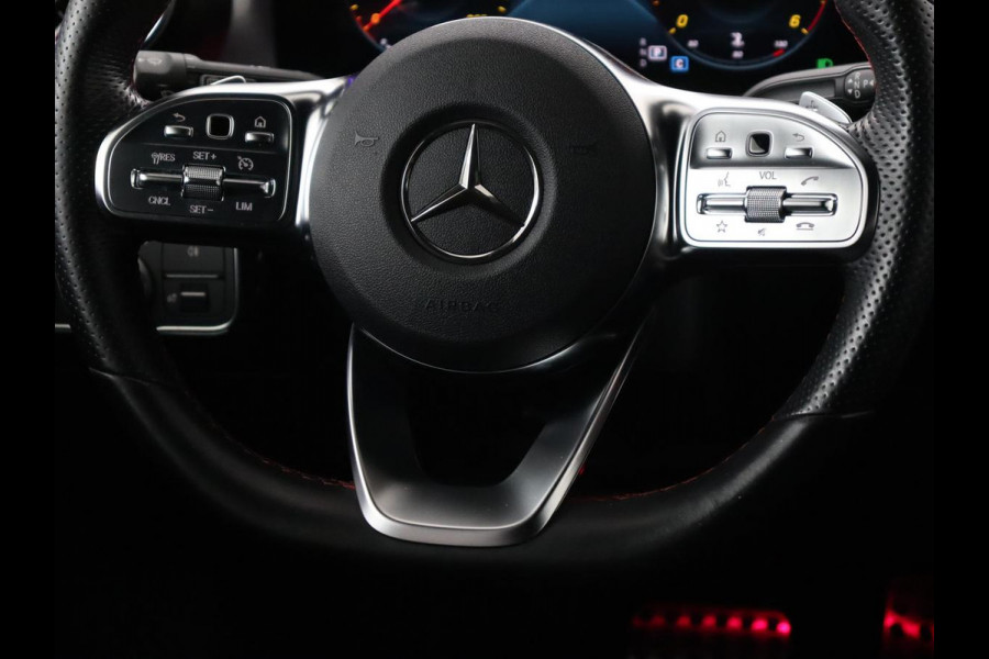 Mercedes-Benz A-Klasse 180d Business Solution AMG | Carplay | Stoelverwarming | Sfeerverlichting | Park Assist | Navigatie | Widescreen | Full LED | Camera Mercedes-Benz A-Klasse 180d Business Solution AMG | Carplay | Stoelverwarming | Sfeerverlichting | Park Assist | Navigatie | Widescreen | Full LED | Camera