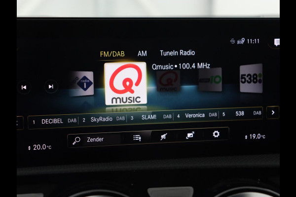 Mercedes-Benz A-Klasse 180d Business Solution AMG | Carplay | Stoelverwarming | Sfeerverlichting | Park Assist | Navigatie | Widescreen | Full LED | Camera Mercedes-Benz A-Klasse 180d Business Solution AMG | Carplay | Stoelverwarming | Sfeerverlichting | Park Assist | Navigatie | Widescreen | Full LED | Camera