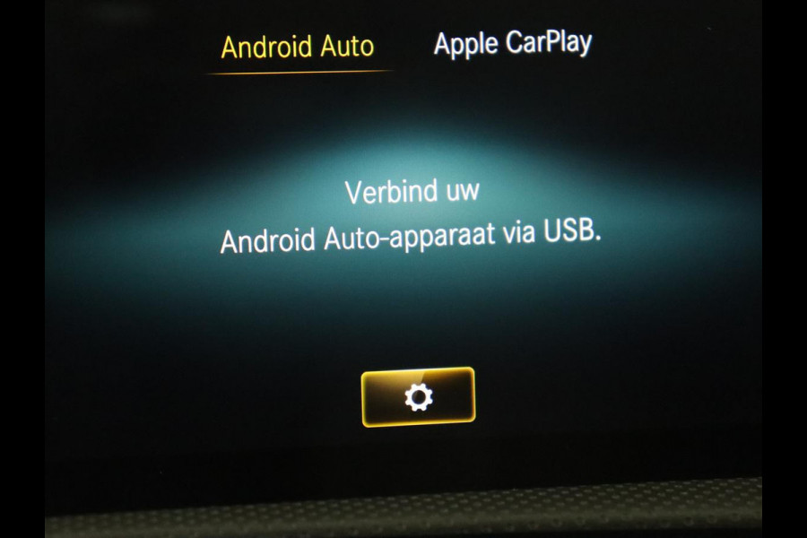 Mercedes-Benz A-Klasse 180d Business Solution AMG | Carplay | Stoelverwarming | Sfeerverlichting | Park Assist | Navigatie | Widescreen | Full LED | Camera Mercedes-Benz A-Klasse 180d Business Solution AMG | Carplay | Stoelverwarming | Sfeerverlichting | Park Assist | Navigatie | Widescreen | Full LED | Camera