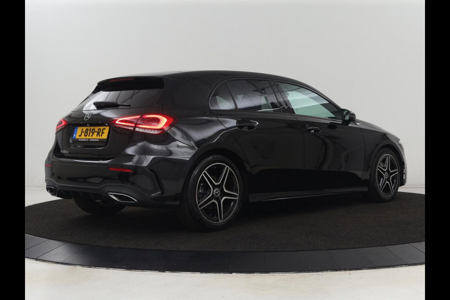 Mercedes-Benz A-Klasse 180d Business Solution AMG | Carplay | Stoelverwarming | Sfeerverlichting | Park Assist | Navigatie | Widescreen | Full LED | Camera Mercedes-Benz A-Klasse 180d Business Solution AMG | Carplay | Stoelverwarming | Sfeerverlichting | Park Assist | Navigatie | Widescreen | Full LED | Camera