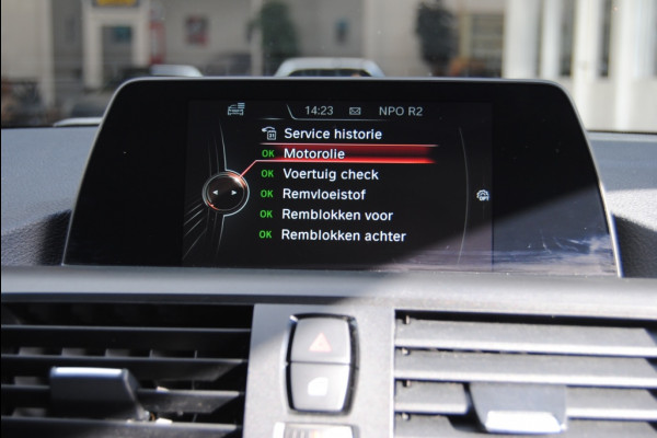 BMW 1-serie 118i Corp. L. Exec.