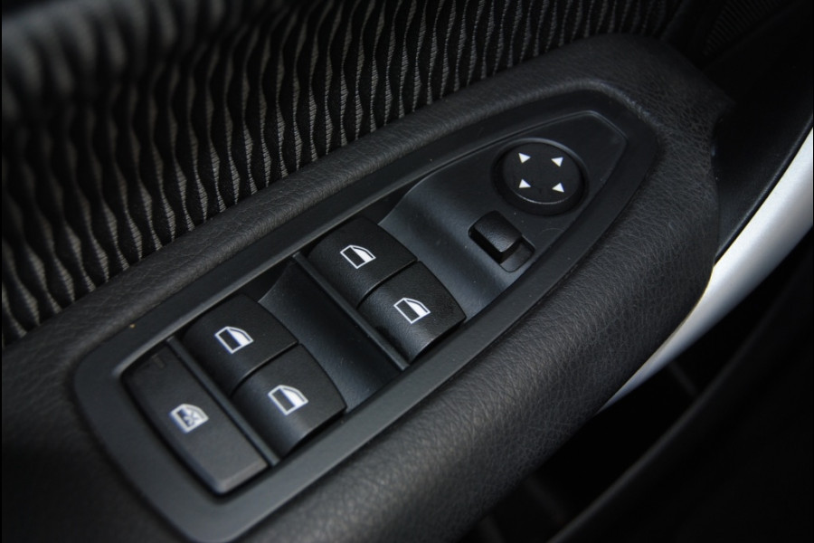 BMW 1-serie 118i Corp. L. Exec.