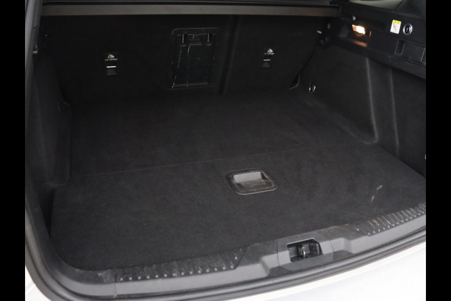 Ford Focus 1.5 EcoBoost ST Line X | Automaat | Trekhaak | Stoel & stuurverwarming | Adaptive cruise | Camera | B&O Sound | Carplay | Navigatie | Full LED Ford Focus 1.5 EcoBoost ST Line X | Automaat | Trekhaak | Stoel & stuurverwarming | Adaptive cruise | Camera | B&O Sound | Carplay | Navigatie | Full LED