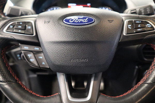 Ford EcoSport 1.0 EcoBoost ST-Line Navigatie CruiseControl Bullbar Ford EcoSport 1.0 EcoBoost ST-Line Navigatie CruiseControl Bullbar