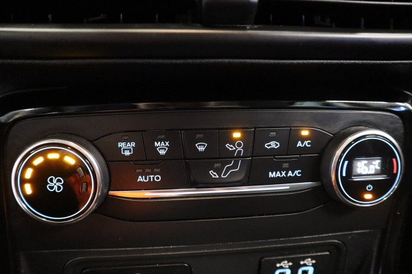 Ford EcoSport 1.0 EcoBoost ST-Line Navigatie CruiseControl Bullbar Ford EcoSport 1.0 EcoBoost ST-Line Navigatie CruiseControl Bullbar