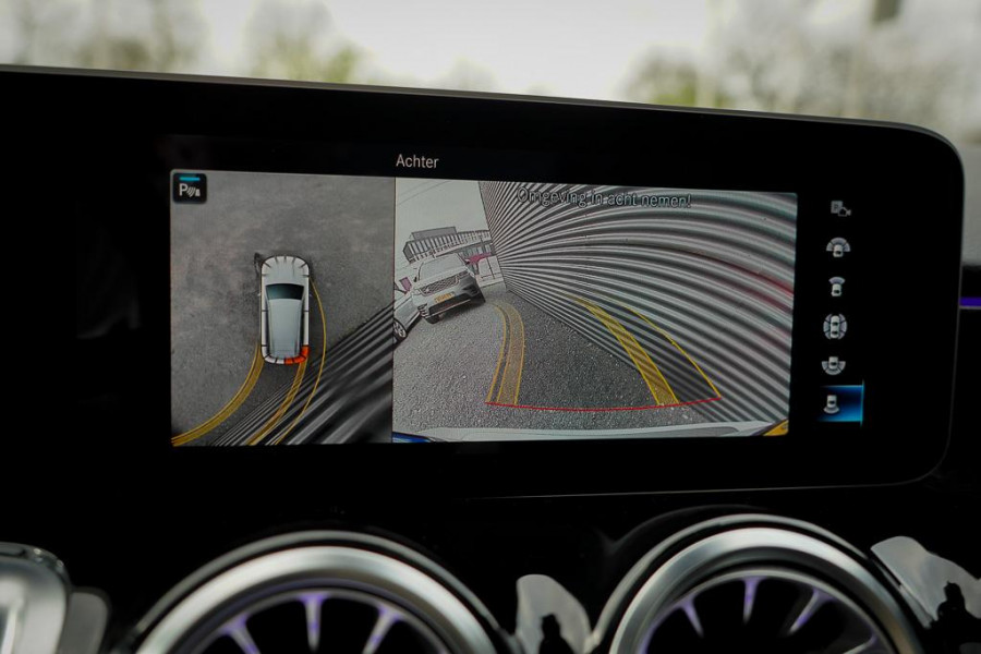 Mercedes-Benz GLB-Klasse AMG 35 4M Premium+ / Grijs Kenteken / Excl BTW / Burmester / Pano / 21''