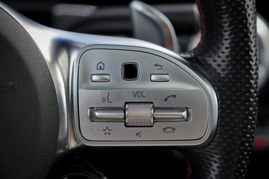 Mercedes-Benz GLB-Klasse AMG 35 4M Premium+ / Grijs Kenteken / Excl BTW / Burmester / Pano / 21''