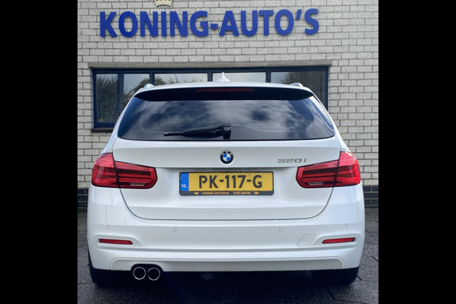 BMW 3 Serie Touring 320i High Executive/ Leer/ Clima/ Verw. stoelen/ Trekhaak