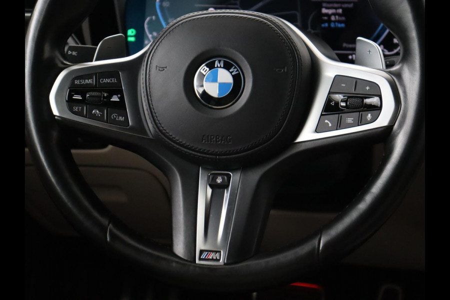 BMW 3-serie 320e High Executive | M Sport | Panoramadak | Leder | Adaptive cruise | Laser Light | Stoel & stuurverwarming | Park Assist | Sportstoelen | Carplay | Live Cockpit | 20'' | PHEV | Plug In BMW 3-serie 320e High Executive | M Sport | Panoramadak | Leder | Adaptive cruise | Laser Light | Stoel & stuurverwarming | Park Assist | Sportstoelen | Carplay | Live Cockpit | 20'' | PHEV | Plug In