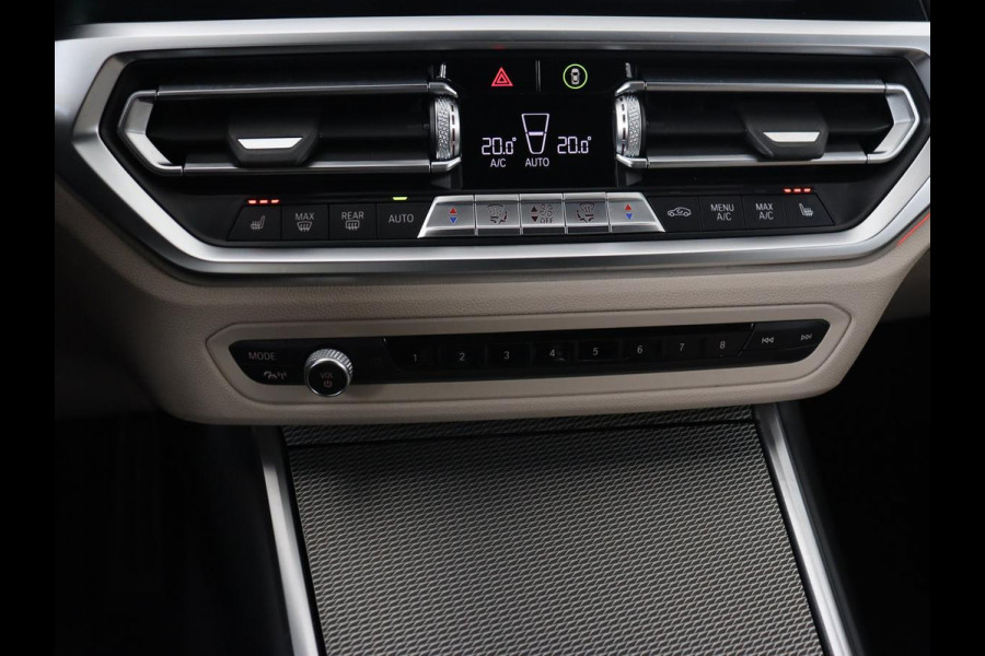 BMW 3-serie 320e High Executive | M Sport | Panoramadak | Leder | Adaptive cruise | Laser Light | Stoel & stuurverwarming | Park Assist | Sportstoelen | Carplay | Live Cockpit | 20'' | PHEV | Plug In BMW 3-serie 320e High Executive | M Sport | Panoramadak | Leder | Adaptive cruise | Laser Light | Stoel & stuurverwarming | Park Assist | Sportstoelen | Carplay | Live Cockpit | 20'' | PHEV | Plug In