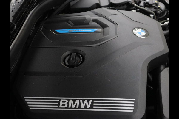 BMW 3-serie 320e High Executive | M Sport | Panoramadak | Leder | Adaptive cruise | Laser Light | Stoel & stuurverwarming | Park Assist | Sportstoelen | Carplay | Live Cockpit | 20'' | PHEV | Plug In BMW 3-serie 320e High Executive | M Sport | Panoramadak | Leder | Adaptive cruise | Laser Light | Stoel & stuurverwarming | Park Assist | Sportstoelen | Carplay | Live Cockpit | 20'' | PHEV | Plug In