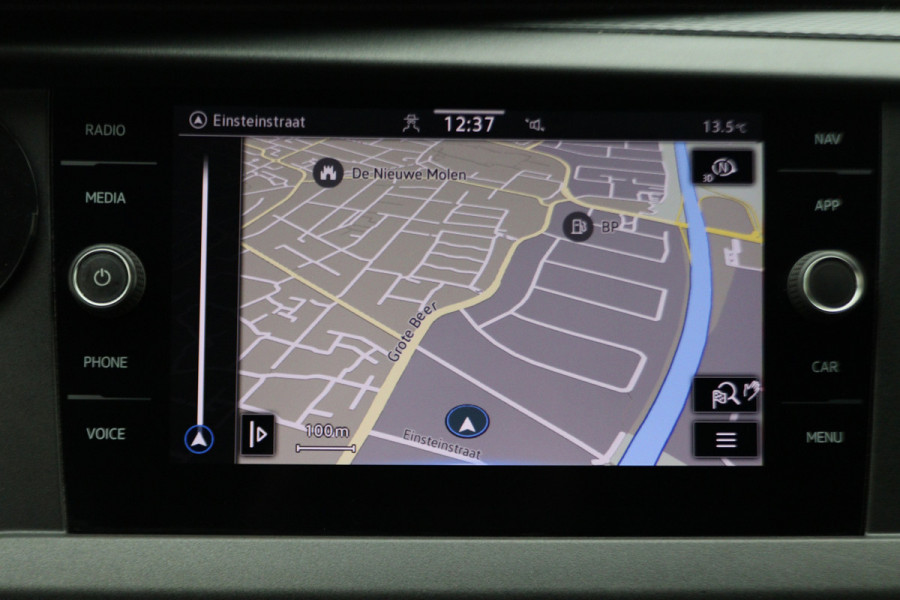 Volkswagen Transporter 2.0 TDI L1H1 Automaat 2x Schuifdeur, Apple Carplay, Cruise, DAB, PDC Volkswagen Transporter 2.0 TDI L1H1 Automaat 2x Schuifdeur, Apple Carplay, Cruise, DAB, PDC