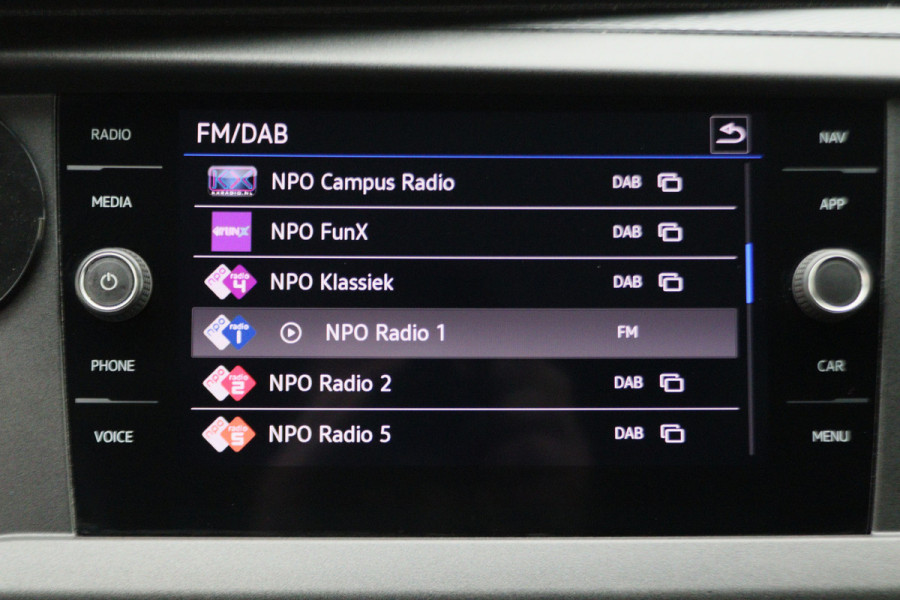 Volkswagen Transporter 2.0 TDI L1H1 Automaat 2x Schuifdeur, Apple Carplay, Cruise, DAB, PDC Volkswagen Transporter 2.0 TDI L1H1 Automaat 2x Schuifdeur, Apple Carplay, Cruise, DAB, PDC