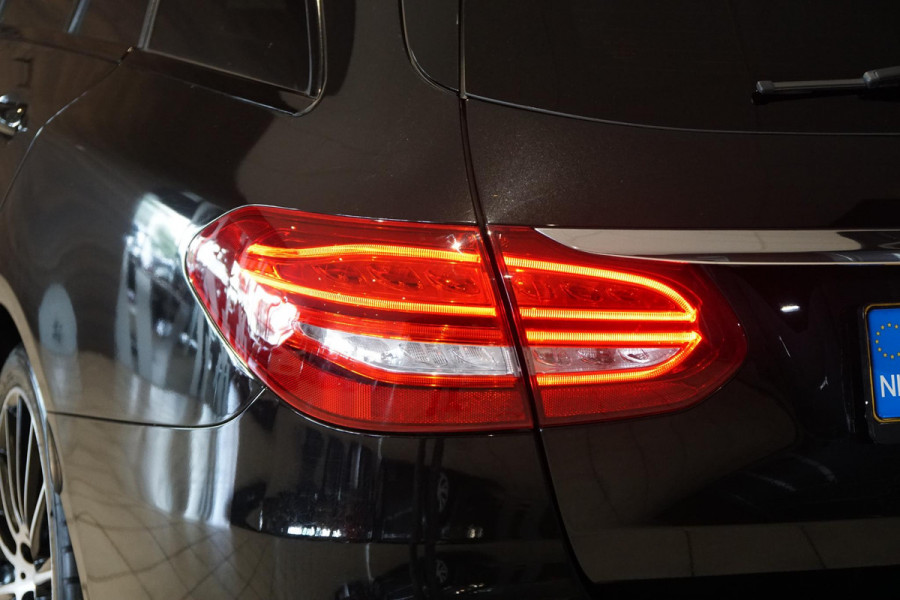 Mercedes-Benz C-Klasse Estate 180 AMG Sport Edition *INCL BTW* + PANODAK / BI-XENON / 19'' LMV / STOELVERWARMING