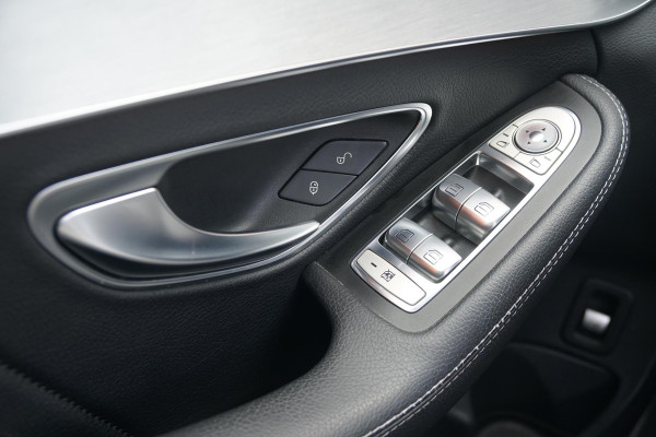 Mercedes-Benz C-Klasse Estate 180 AMG Sport Edition *INCL BTW* + PANODAK / BI-XENON / 19'' LMV / STOELVERWARMING