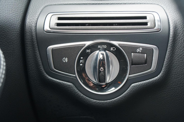 Mercedes-Benz C-Klasse Estate 180 AMG Sport Edition *INCL BTW* + PANODAK / BI-XENON / 19'' LMV / STOELVERWARMING