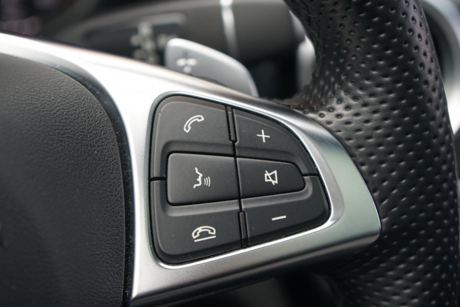 Mercedes-Benz C-Klasse Estate 180 AMG Sport Edition *INCL BTW* + PANODAK / BI-XENON / 19'' LMV / STOELVERWARMING