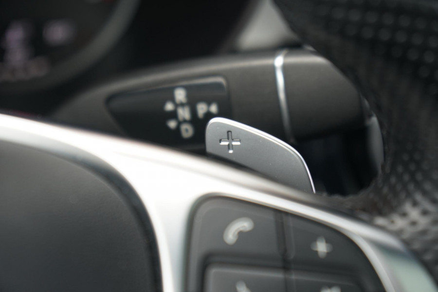 Mercedes-Benz C-Klasse Estate 180 AMG Sport Edition *INCL BTW* + PANODAK / BI-XENON / 19'' LMV / STOELVERWARMING