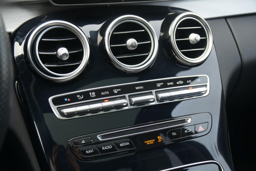 Mercedes-Benz C-Klasse Estate 180 AMG Sport Edition *INCL BTW* + PANODAK / BI-XENON / 19'' LMV / STOELVERWARMING