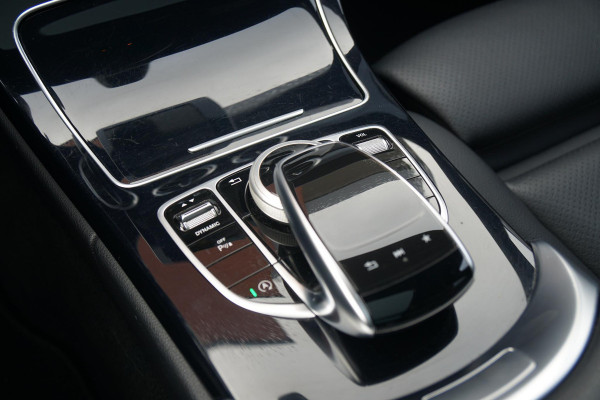 Mercedes-Benz C-Klasse Estate 180 AMG Sport Edition *INCL BTW* + PANODAK / BI-XENON / 19'' LMV / STOELVERWARMING